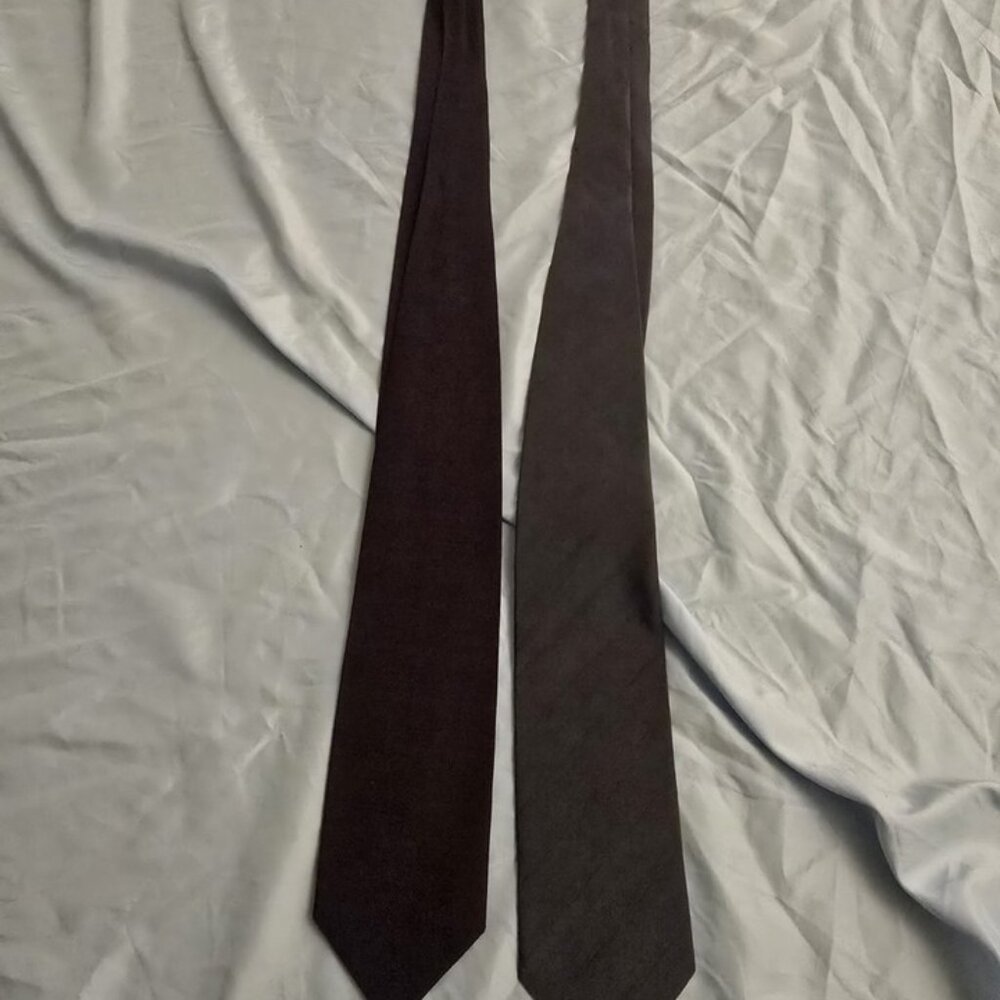 Hugo Boss Lot of 2 Mens Silk Blend Ties